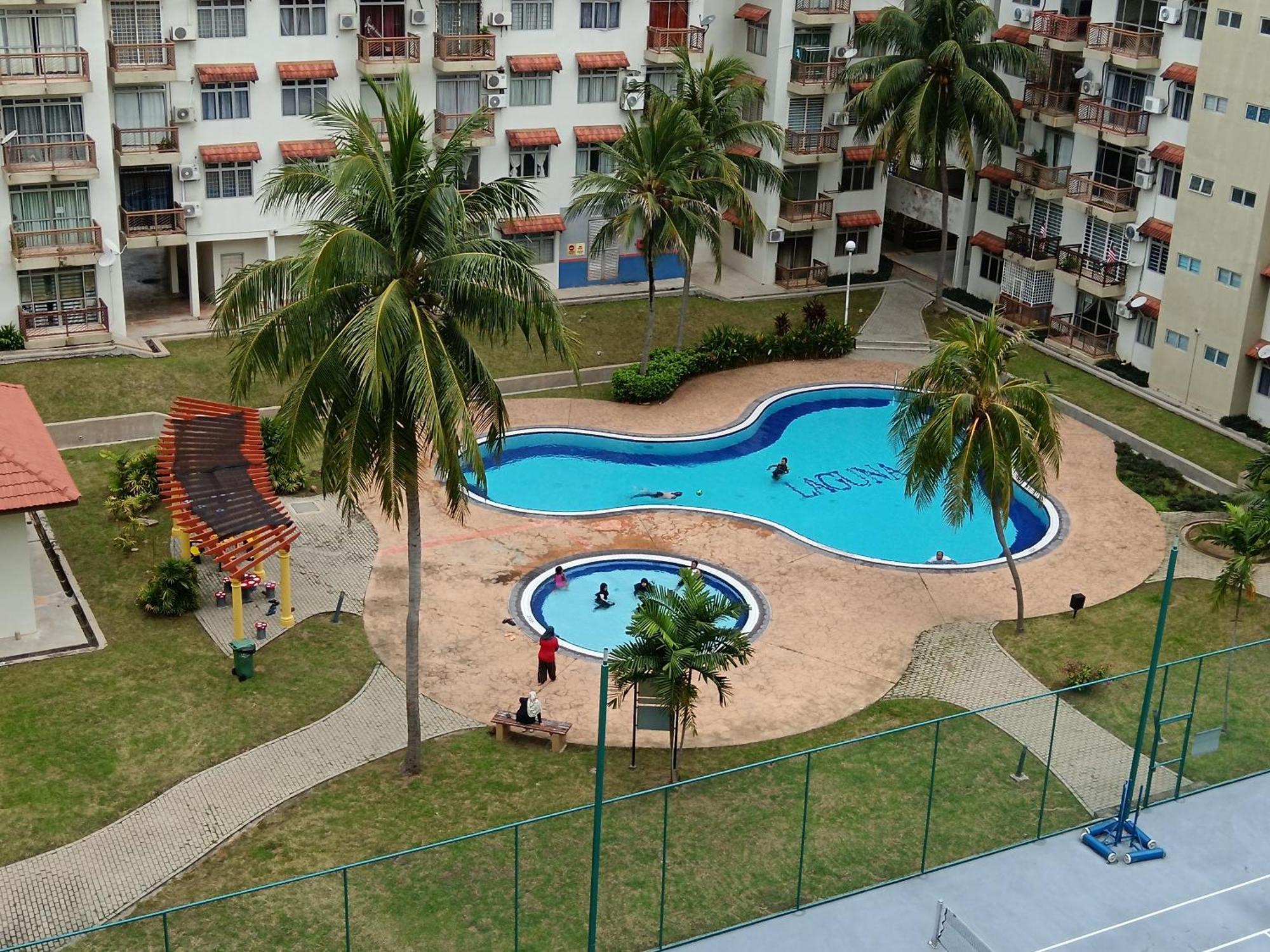Jas Laguna Condo Resort Port Dickson Eksteriør billede